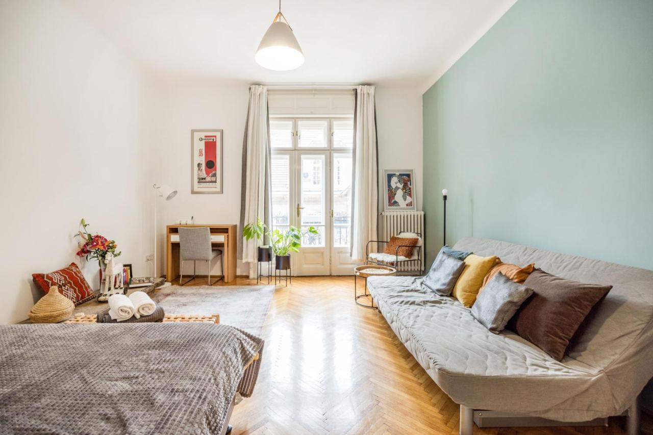 Modern Flat In Heritage District Near The City Center Budapest Exterior photo